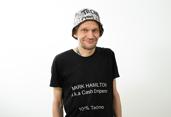 MARK Cash Emperor HAMILTON
100 % Techno